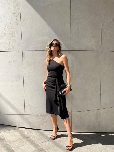 Платье средней длины MG-FW20-BK0176